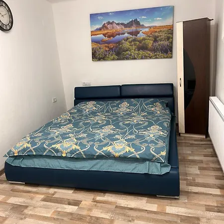 Apartament Diaconu Coresi *